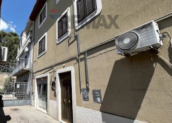 Edificio all\'aperto - Semi-detached house Viale Principessa Maria Josè
 
111, Caltagirone - photo 25