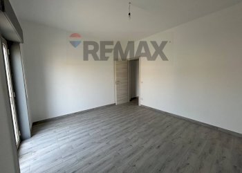 Stanza vuota - Quadrilocale Via Torrente Agrò
 
35, Santa Teresa di Riva - foto 17