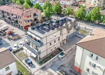 Edificio all\'aperto - Appartamento Via Enrico Fermi
 
4, Copparo - foto 2