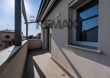 Balcone - Appartamento Via Enrico Fermi
 
4, Copparo - foto 10