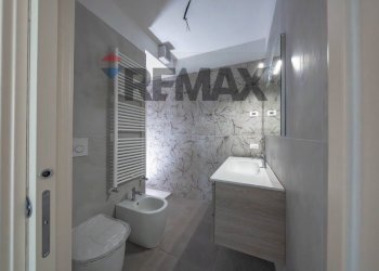 Bagno - Appartamento Via Enrico Fermi
 
4, Copparo - foto 17