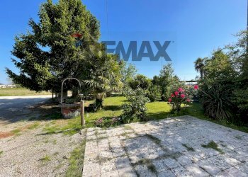 Giardino - Semi-detached house Via Argine Po
 
25, Fiscaglia - photo 32