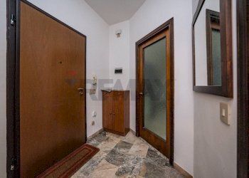 Hall / corridoio - Trilocale Viale Cesare Battisti
 
10, Ferrara - foto 3