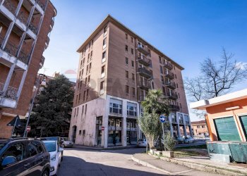Edificio all\'aperto - Trilocale Viale Cesare Battisti
 
10, Ferrara - foto 21