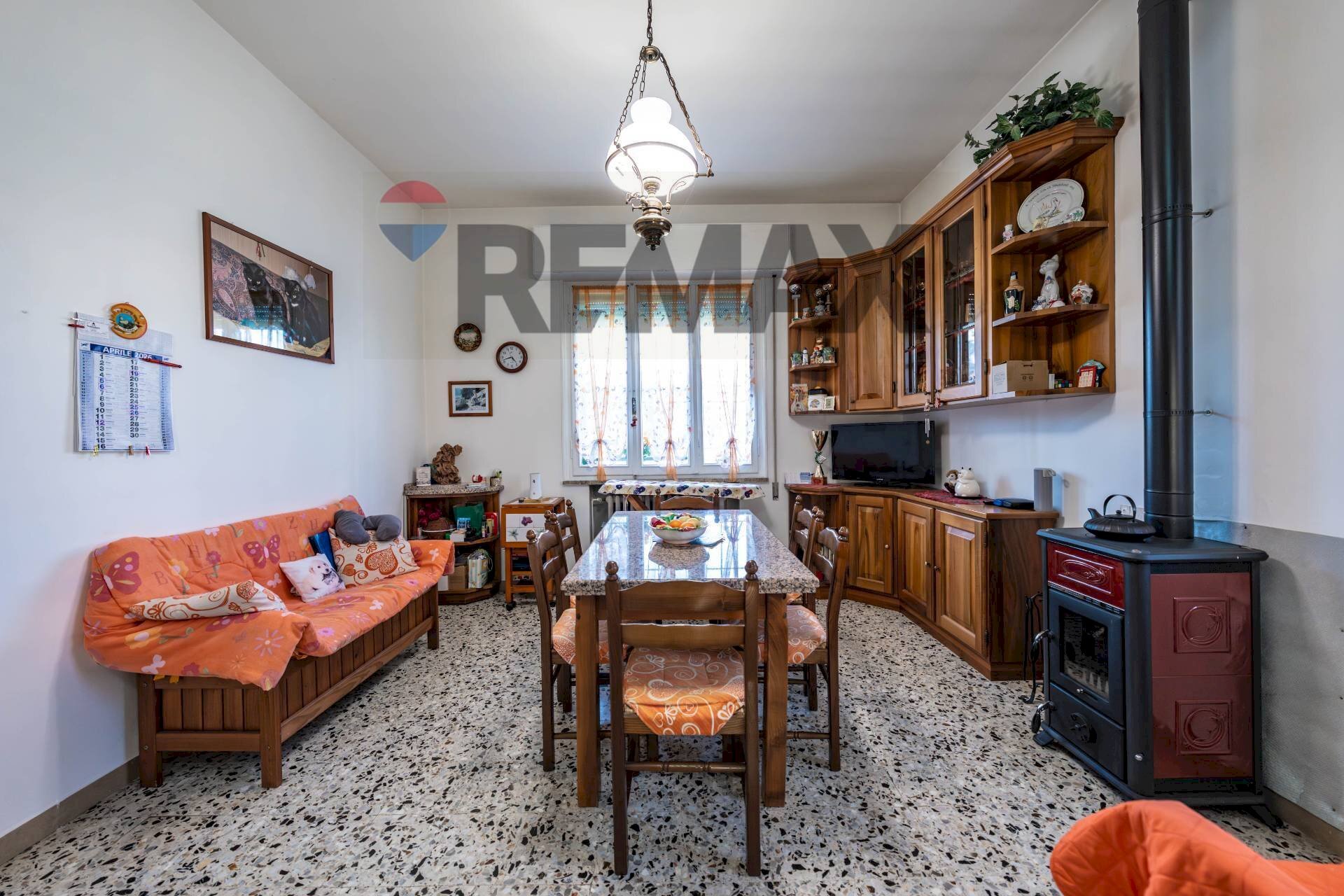 Sala da pranzo - Independent house Via Per Scortichino
 
21, Bondeno - photo 1