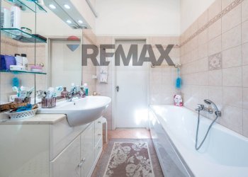 Bagno - Independent house Via Per Scortichino
 
21, Bondeno - photo 23