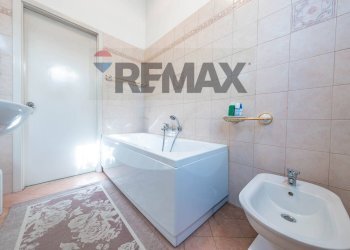 Bagno - Independent house Via Per Scortichino
 
21, Bondeno - photo 24