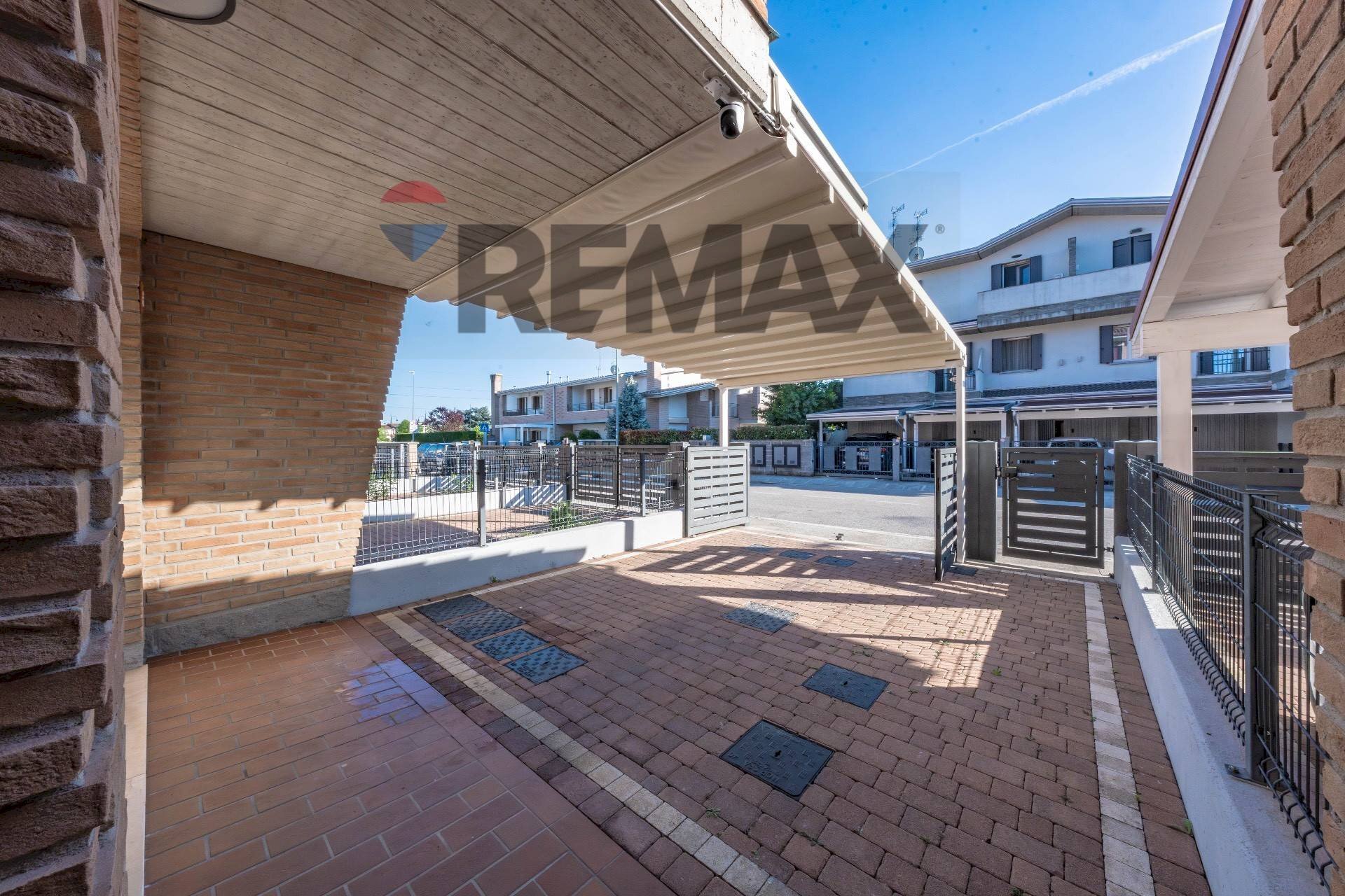 Terrazza - Semi-detached house Via Palladio
31, Occhiobello - photo 3