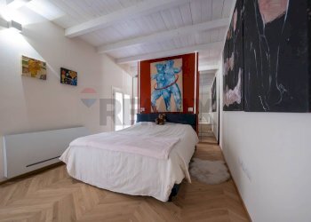 Camera / camera da letto - Two-room apartment Ferrara - photo 11