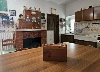 Cucina - Appartamento Via Di Ruberto
27, Pietramontecorvino - foto 5