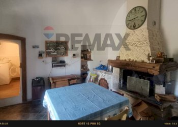 Sala da pranzo - Rustic Contrada Costa Carbonara km 48, 500 - PV9W+XM5
 
SNC, Monte Sant'Angelo - photo 17