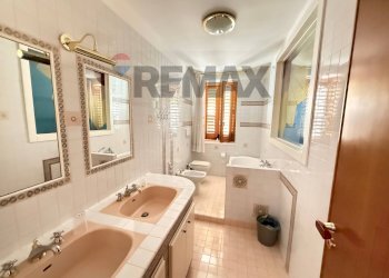 Bagno - Apartment Corso Roma
235, Manfredonia - photo 16