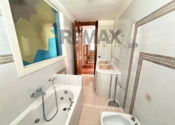 Bagno - Apartment Corso Roma
235, Manfredonia - photo 17