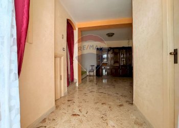 Hall / corridoio - Casa indipendente Via Delegazione Municipale
125/127, Mattinata - foto 5