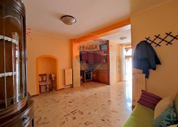 Soggiorno - Casa indipendente Via Delegazione Municipale
125/127, Mattinata - foto 6