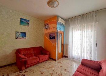 Soggiorno - Casa indipendente Via Delegazione Municipale
125/127, Mattinata - foto 11
