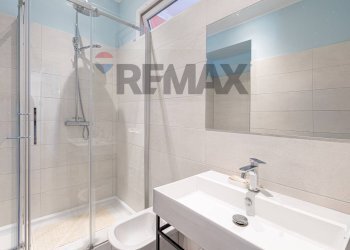 Bagno - Trilocale Via Giuseppe Parini
15, Trieste - foto 13