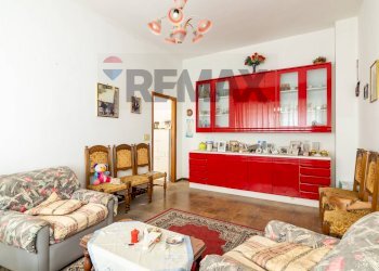 Soggiorno - Casa indipendente via galileo galilei
 
41, Solarino - foto 4