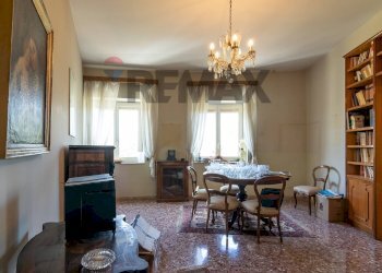 Sala da pranzo - Appartamento Via Udine
 
19, Siracusa - foto 6