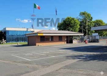 Edificio all\'aperto - Capannone Piazzale schumm, Alpignano - foto 6