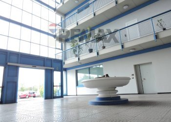 Edificio all\'aperto - Capannone Piazzale schumm, Alpignano - foto 10