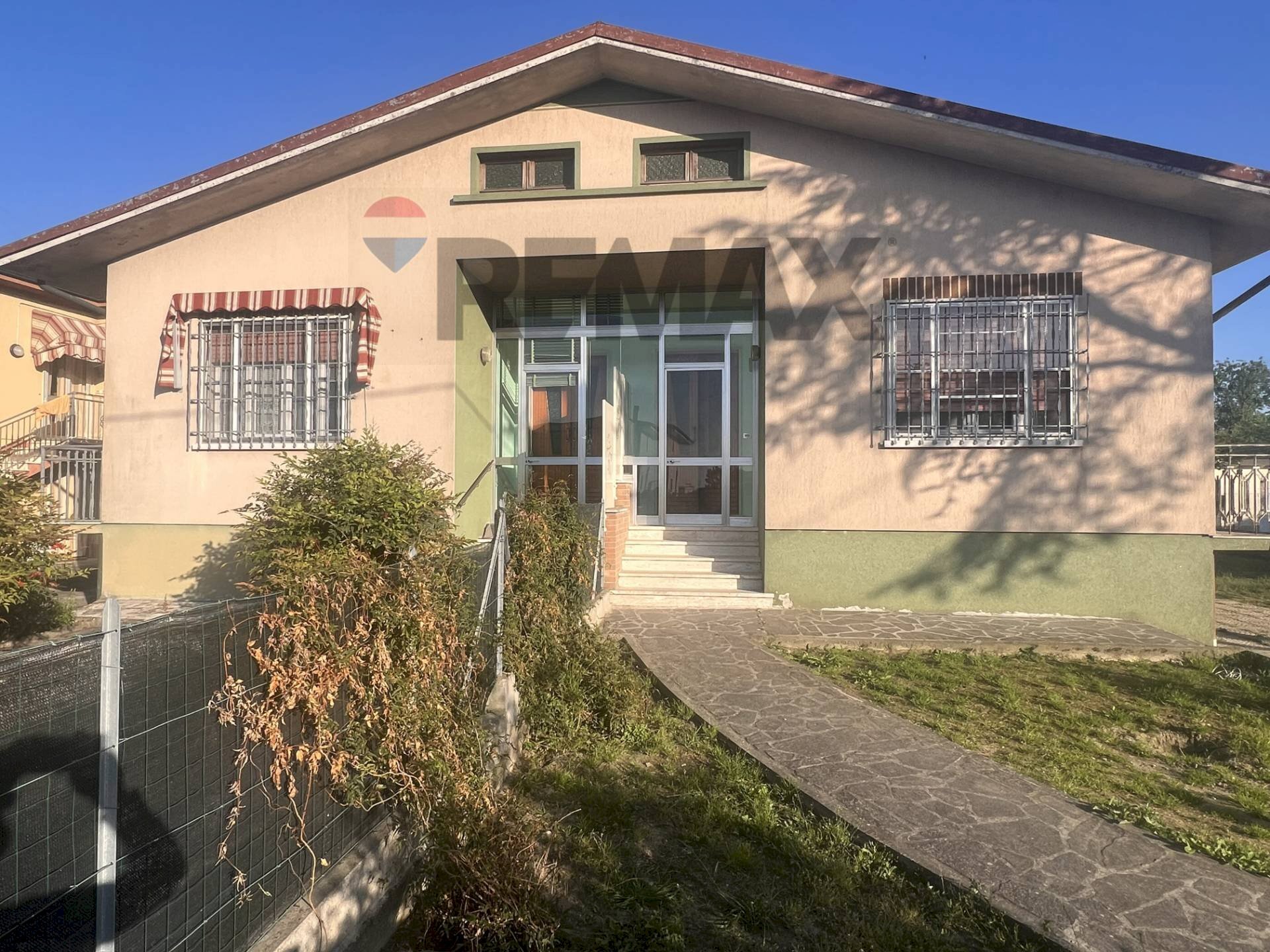 Casa all\'aperto - Casa semi indipendente Via Milazzo
 
91, Sermide e Felonica - foto 1