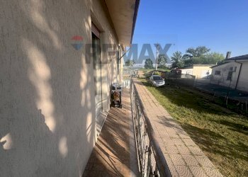 Balcone - Casa semi indipendente Via Milazzo
 
91, Sermide e Felonica - foto 17