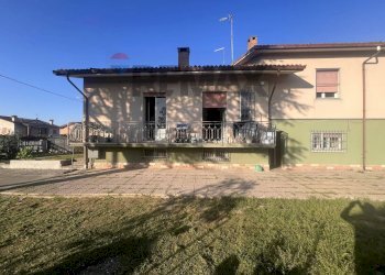 Casa all\'aperto - Casa semi indipendente Via Milazzo
 
91, Sermide e Felonica - foto 18