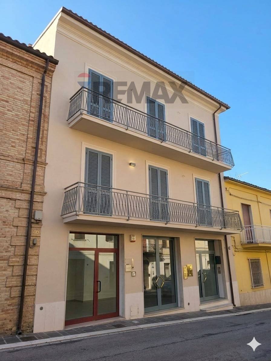Edificio all\'aperto - Appartamento corso duca degli abruzzi
 
36, Cupello - foto 2