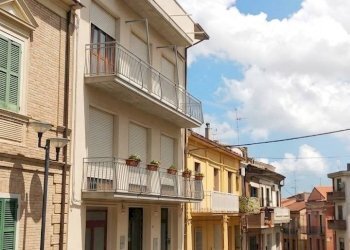 Edificio all\'aperto - Appartamento corso duca degli abruzzi
 
36, Cupello - foto 8
