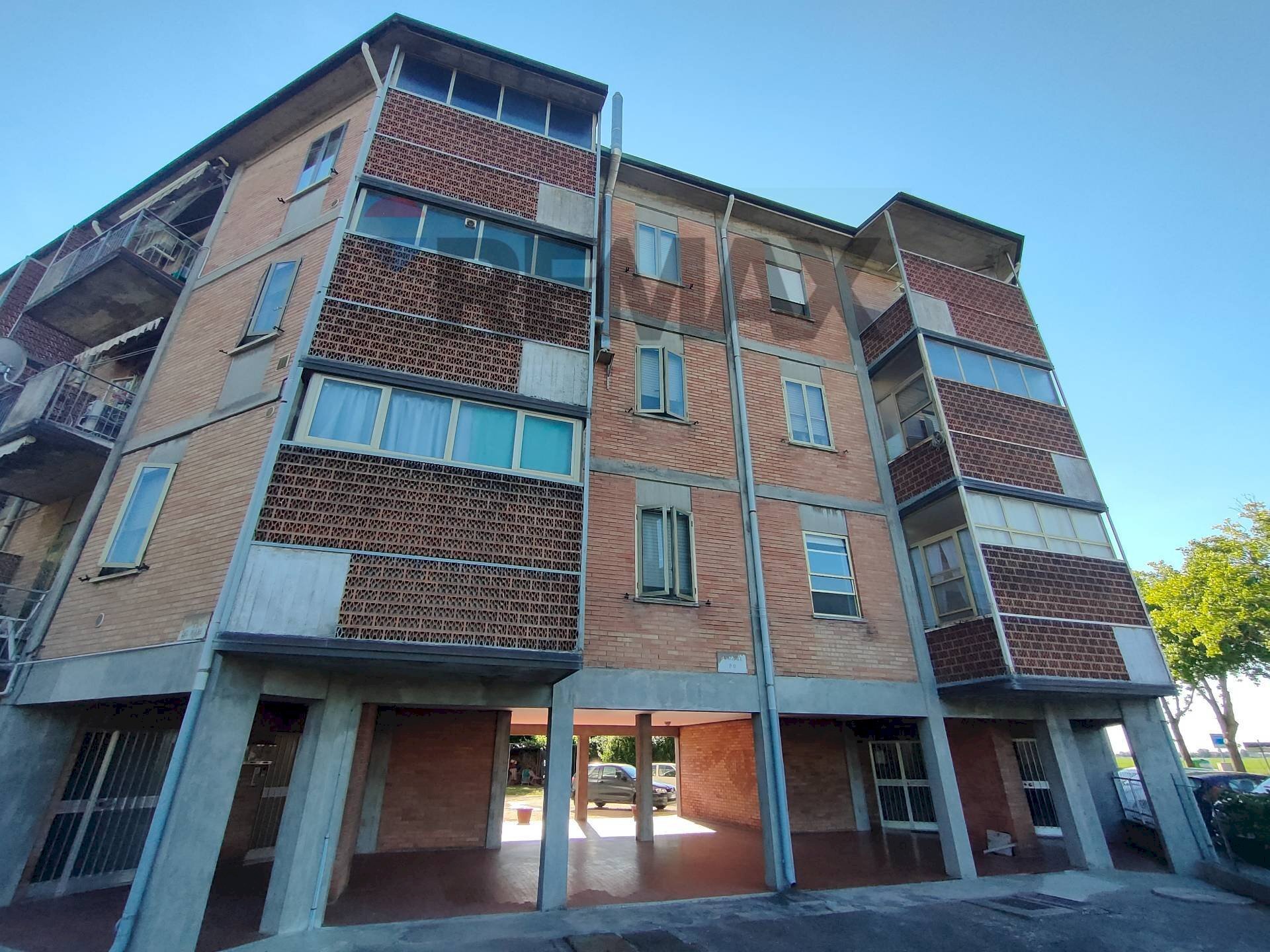 Edificio all\'aperto - Trilocale piazzale po
3, Tresignana - foto 3