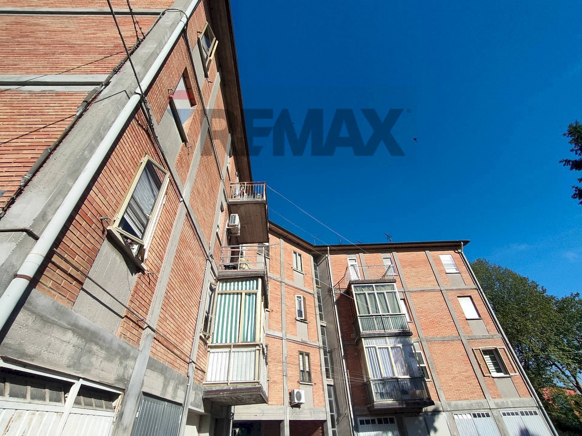 Edificio all\'aperto - Three-room apartment piazzale po
3, Tresignana - photo 3
