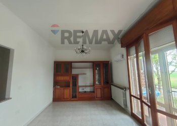 Stanza vuota - Trilocale piazzale po
 
3, Tresignana - foto 14