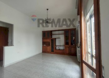 Stanza vuota - Trilocale piazzale po
 
3, Tresignana - foto 16