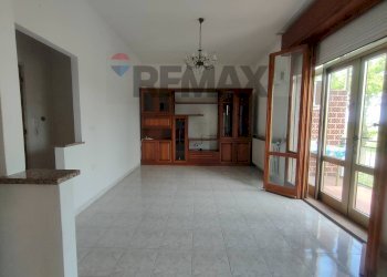 Stanza vuota - Trilocale piazzale po
 
3, Tresignana - foto 18