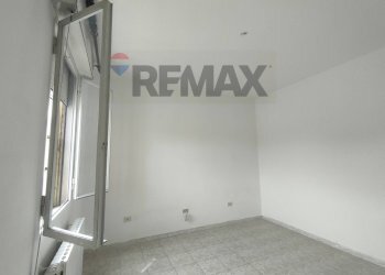 Stanza vuota - Trilocale piazzale po
 
3, Tresignana - foto 41