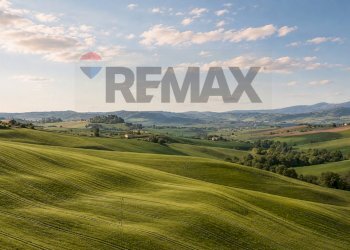 Vista delle montagne - Rustico San Mommeo
 
6, Belvedere Ostrense - foto 11