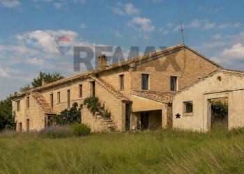 Casa all\'aperto - Rustico San Mommeo
 
6, Belvedere Ostrense - foto 26