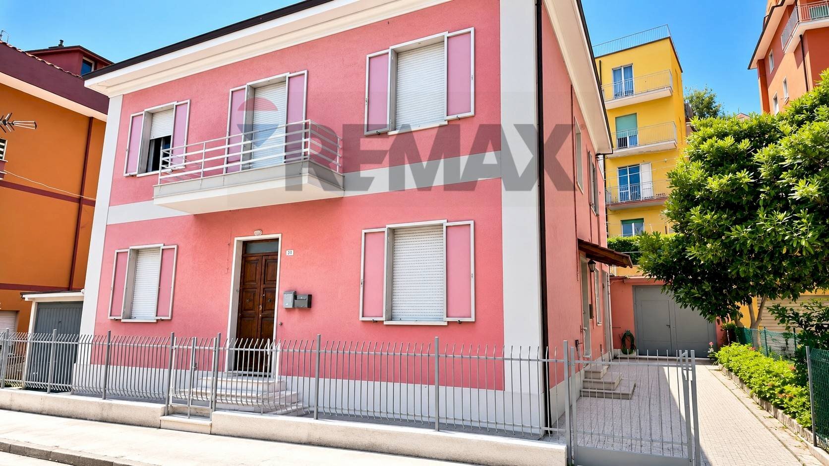 RENDER AI - Edificio all\'aperto - Casa semi indipendente Via Bruno Buozzi
 
28, Falconara Marittima - foto 1