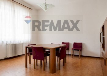 RENDER AI - Sala da pranzo - Casa semi indipendente Via Bruno Buozzi
 
28, Falconara Marittima - foto 45