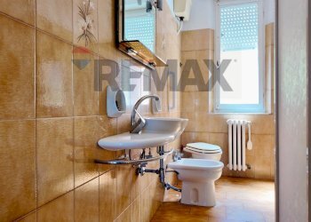 Bagno - Casa semi indipendente Via Bruno Buozzi
 
28, Falconara Marittima - foto 61