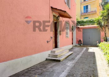 Edificio all\'aperto - Casa semi indipendente Via Bruno Buozzi
 
28, Falconara Marittima - foto 73