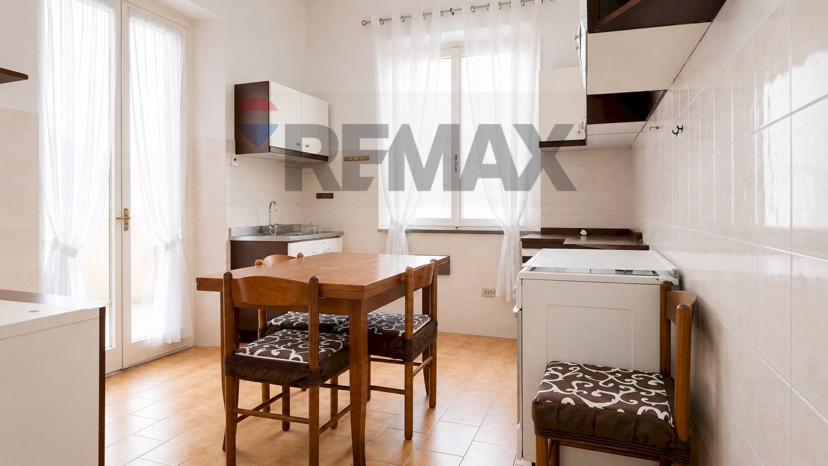 RENDER AI - Cucina - Trilocale Via Bruno Buozzi
 
28, Falconara Marittima - foto 1