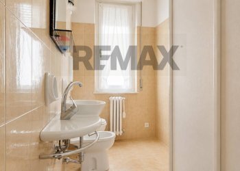 RENDER AI - Bagno - Apartment Via Bruno Buozzi
 
28, Falconara Marittima - photo 25