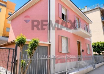 RENDER AI - Edificio all\'aperto - Apartment Via Bruno Buozzi
 
28, Falconara Marittima - photo 37