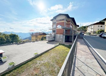 Casa all\'aperto - Casa semi indipendente VIA RISORGIMENTO
 
29, Dossena - foto 2