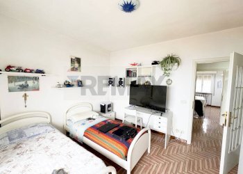 Camera / camera da letto - Casa semi indipendente VIA RISORGIMENTO
 
29, Dossena - foto 15