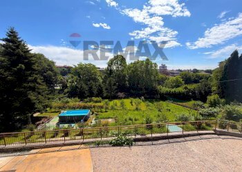 Giardino - Villa viale italia
 
18, Ponte San Pietro - photo 6