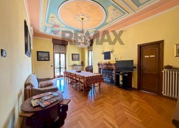 Sala da pranzo - Villa viale italia
 
18, Ponte San Pietro - photo 11