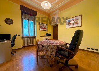 Sala da pranzo - Villa viale italia
 
18, Ponte San Pietro - photo 13